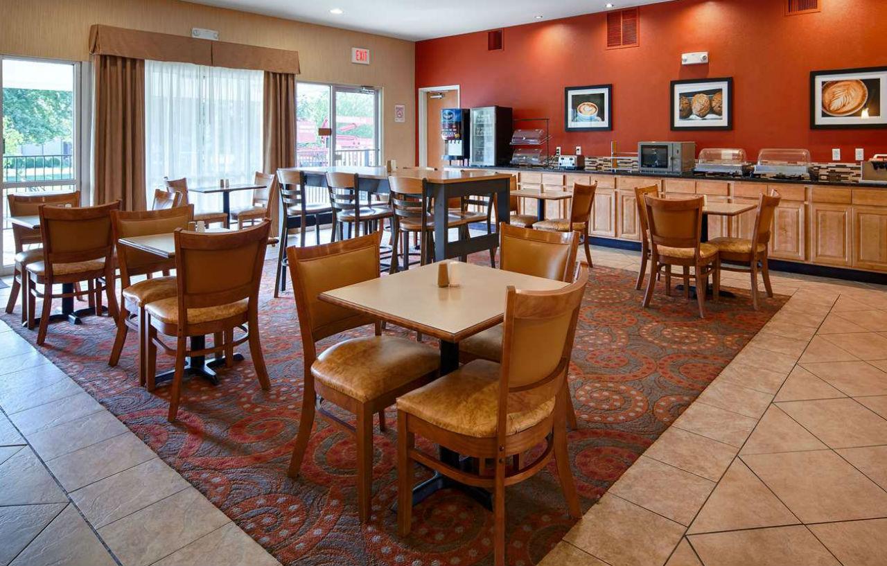 Best Western Plus Понтун-Бич Экстерьер фото