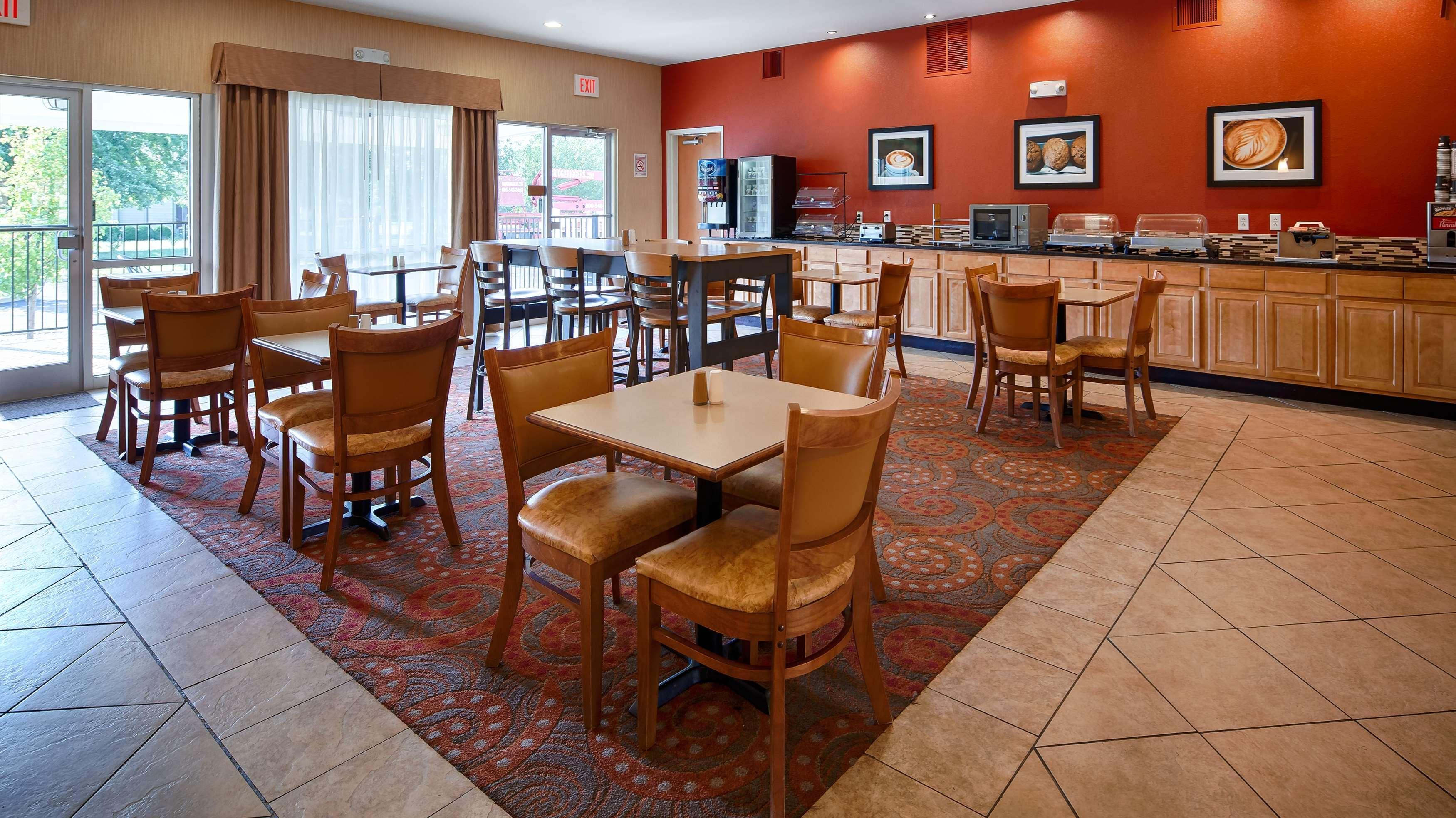 Best Western Plus Понтун-Бич Экстерьер фото